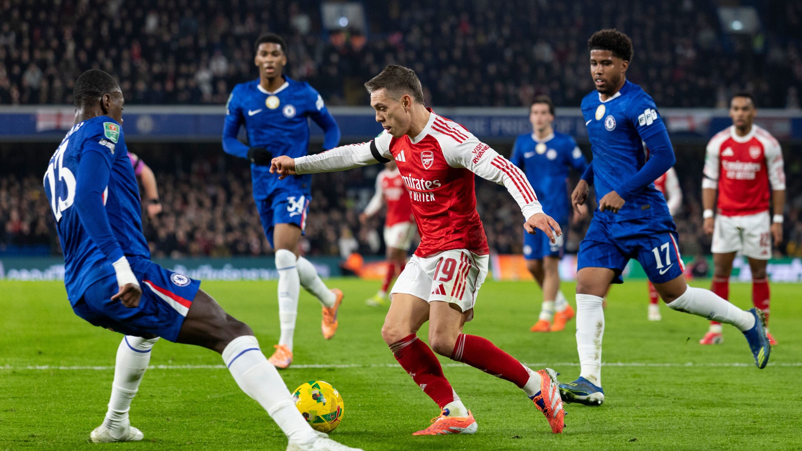 Arsenal Vs Chelsea: A Decisive Night Awaits At The Emirates