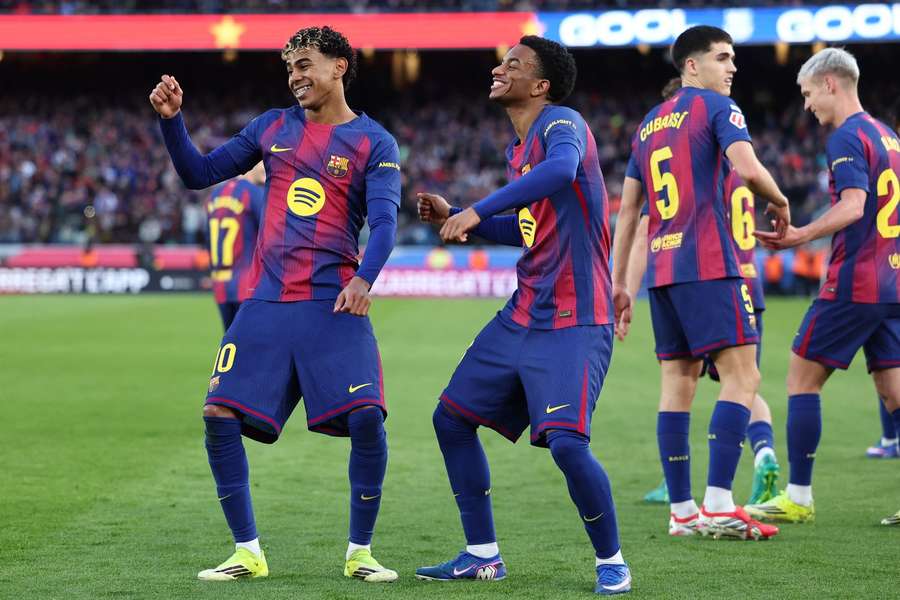 La Liga Roundup: Barcelona Stay Top As Madrid Win Valencia