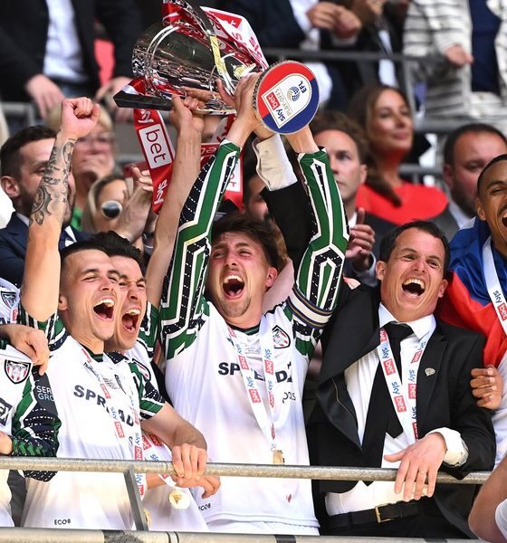 Sunderland AFC Players And Staff Celebrating Their Victory In The 2025 Sky Bet Championship Play-Off Final