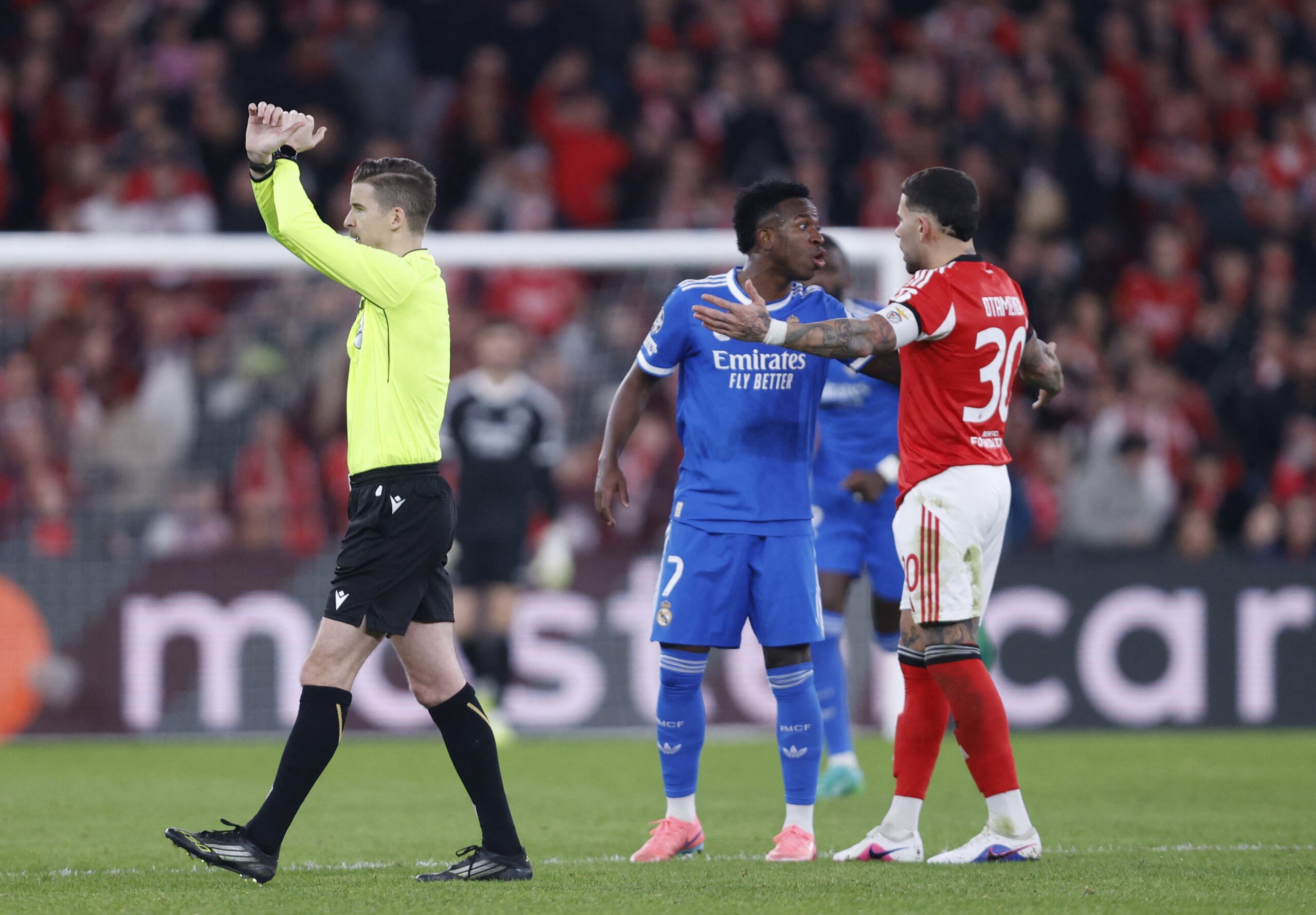 UEFA Issues Heavy Fines To Benfica Following Real Madrid Incident