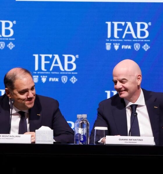 Gianni Infantino (right), President of FIFA, and Victor Montagliani (left), FIFA Vice-President and President of CONCACAF, at a special meeting of the International Football Association Board (IFAB). Image used for Sportxparte news.