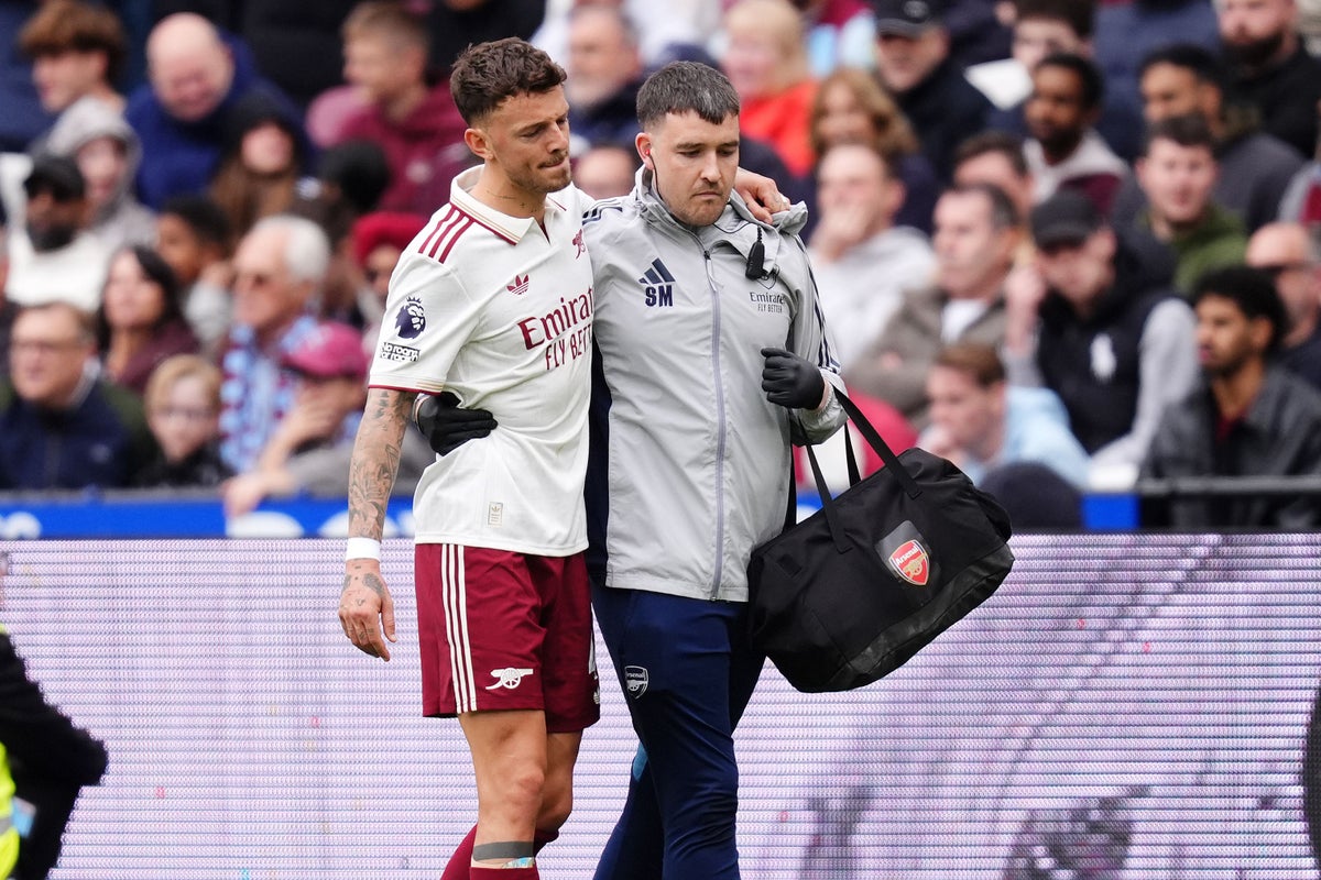 Arsenal defender Ben White has been ruled out for the remainder of the 2025/2026 season after sustaining a significant medial knee ligament injury. Image used for Sportxparte news.