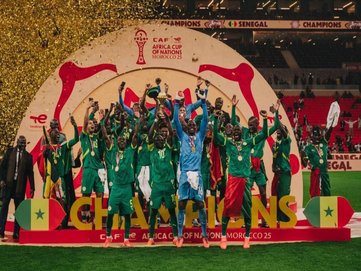 The Senegal national football team is celebrating after initially winning the 2025 Africa Cup of Nations final against host nation Morocco on January 18, 2026. Image used for Sportxparte news.