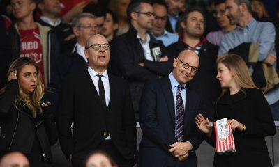 Manchester United co-owners Avram Glazer and Joel Glazer are sitting in the stands alongside family members. Image used for Sportxparte news.