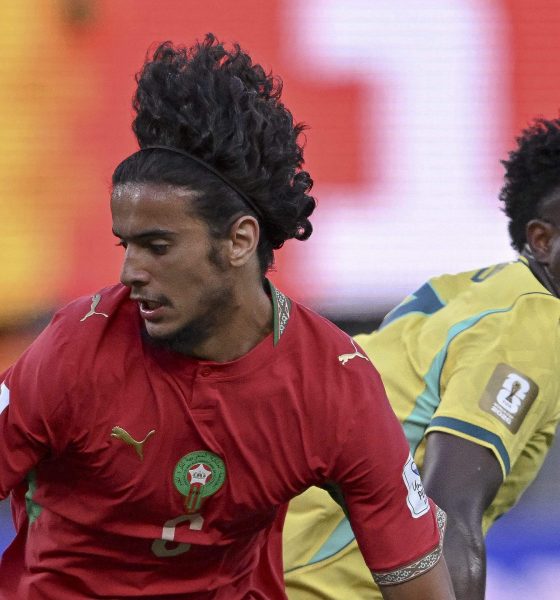 Moroccan midfielder Ayyoub Bouaddi (left) is competing alongside Brazilian forward Vinícius Júnior (right). Image used for Sportxparte news.