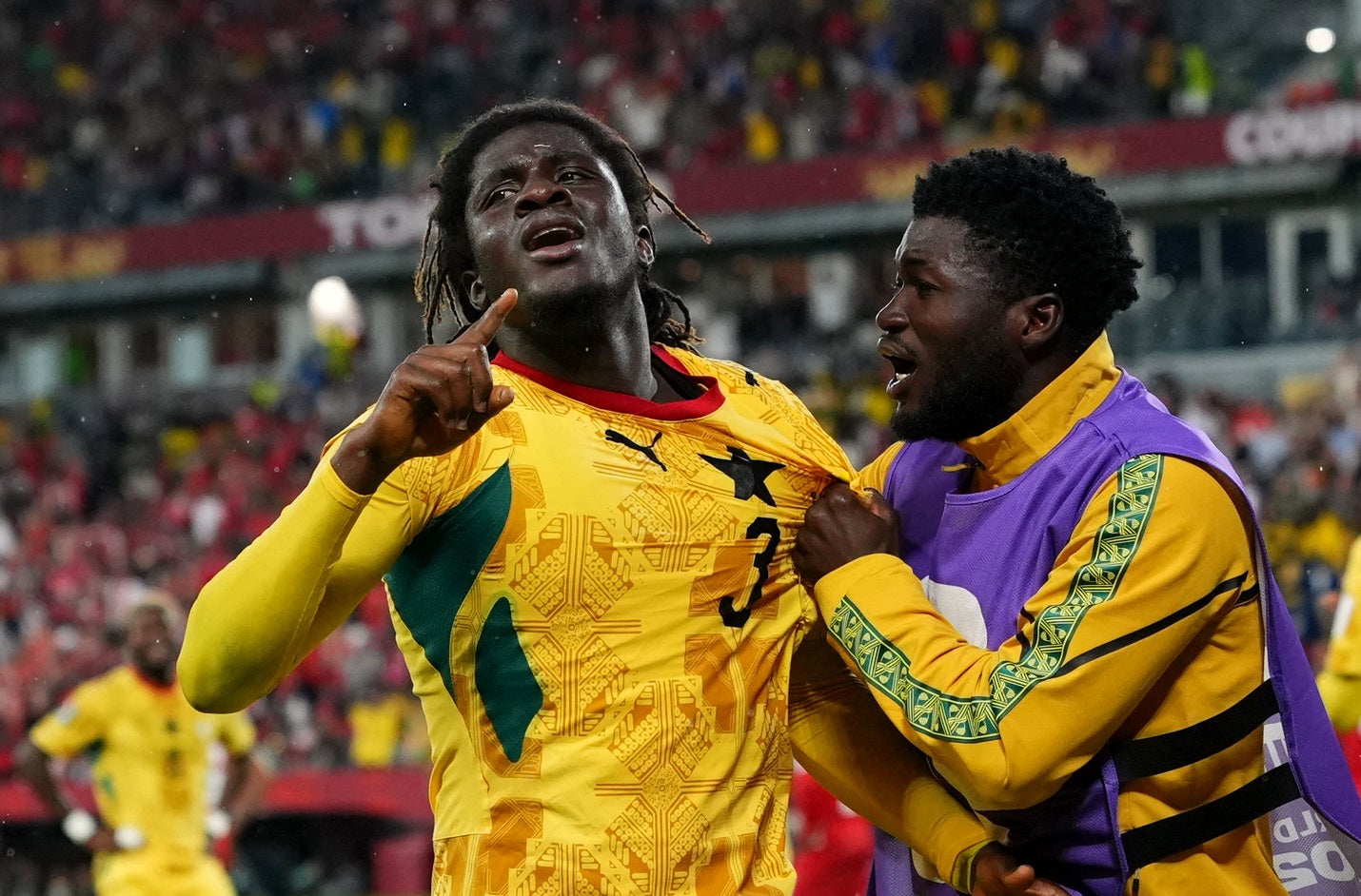Caleb Yirenkyi is celebrating a dramatic stoppage-time winner that secured a 1-0 victory for Ghana against Panama in a 2026 World Cup group match. Image used for Sportxparte news.
