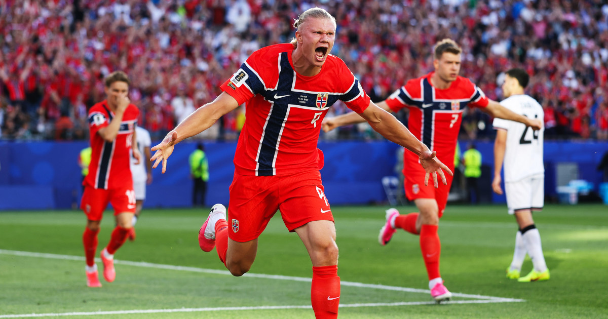 Erling Haaland celebrating his first-ever World Cup goal during Norway's 4–1 Group I victory over Iraq. The match took place on June 16, 2026, at Gillette Stadium in Foxborough, Massachusetts, marking Norway's return to the tournament for the first time since 1998. Image used for Sportxparte news.