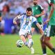 Lionel Messi of Argentina shoots with his left foot against Algeria during the 2026 World Cup Group J opener. Image used for Sportxparte news.