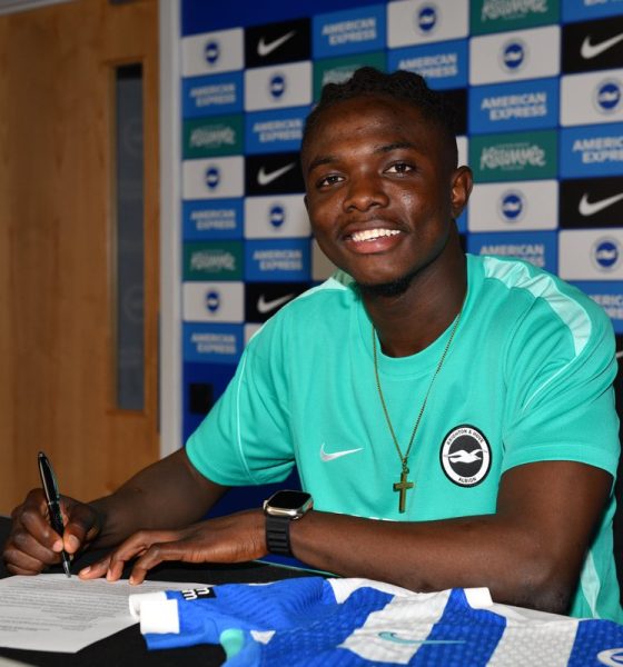 18-year-old Nigerian winger Zadok Yohanna officially signed his contract with Premier League club Brighton & Hove Albion. Image used for Sportxparte news.