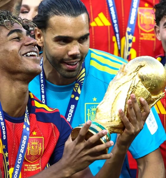 Spanish forward Lamine Yamal celebrates alongside teammates like goalkeeper David Raya after defeating Argentina 1-0 in extra time during the tournament final at MetLife Stadium on July 19, 2026. Image used for Sportxparte news.