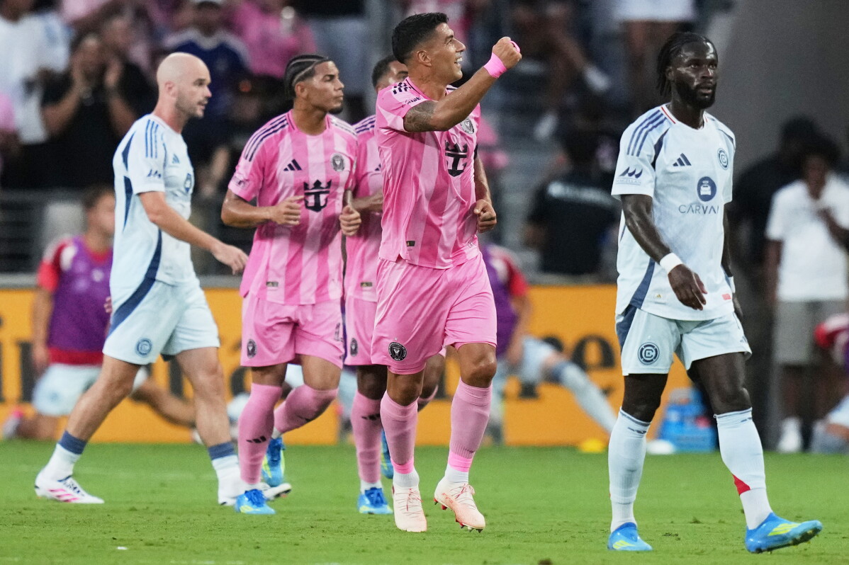 Inter Miami forward Luis Suárez celebrating a goal during an MLS match against the Chicago Fire, which took place on Wednesday, July 22, 2026, in Miami. Image used for Sportxparte news.