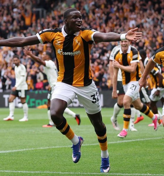 Newly promoted Hull City achieved a historic 2-0 victory over Manchester United in their Premier League opening match at the MKM Stadium on August 22, 2026. First-half goals from Semi Ajayi and Nobel Mendy sealed the shock win. Image used for Sportxparte news.