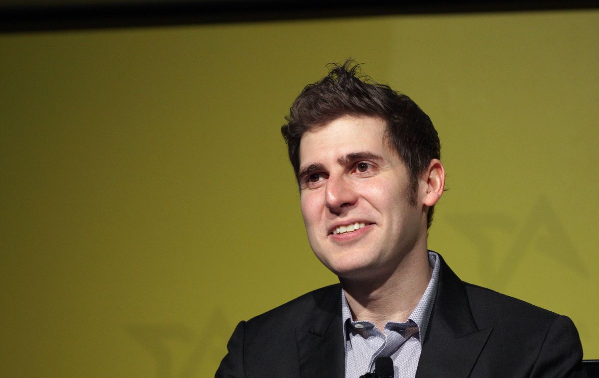Eduardo Saverin, the Brazilian billionaire entrepreneur, angel investor, and prominent co-founder of Facebook (now Meta Platforms Inc.). Image used for Sportxparte news.